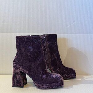 Gianni Bini Purple heels. Size 8.5   Never worn.